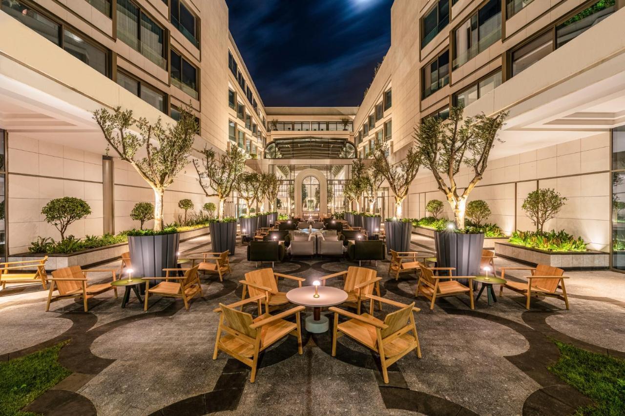 Fairmont La Marina Sale And Residences